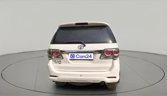 2012 Toyota Fortuner 3.0 4X4 MT, Diesel, Manual, 4,00,000 km, exterior