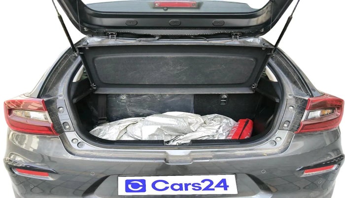 2022 Toyota Glanza V, Petrol, Manual, 23,944 km, exterior