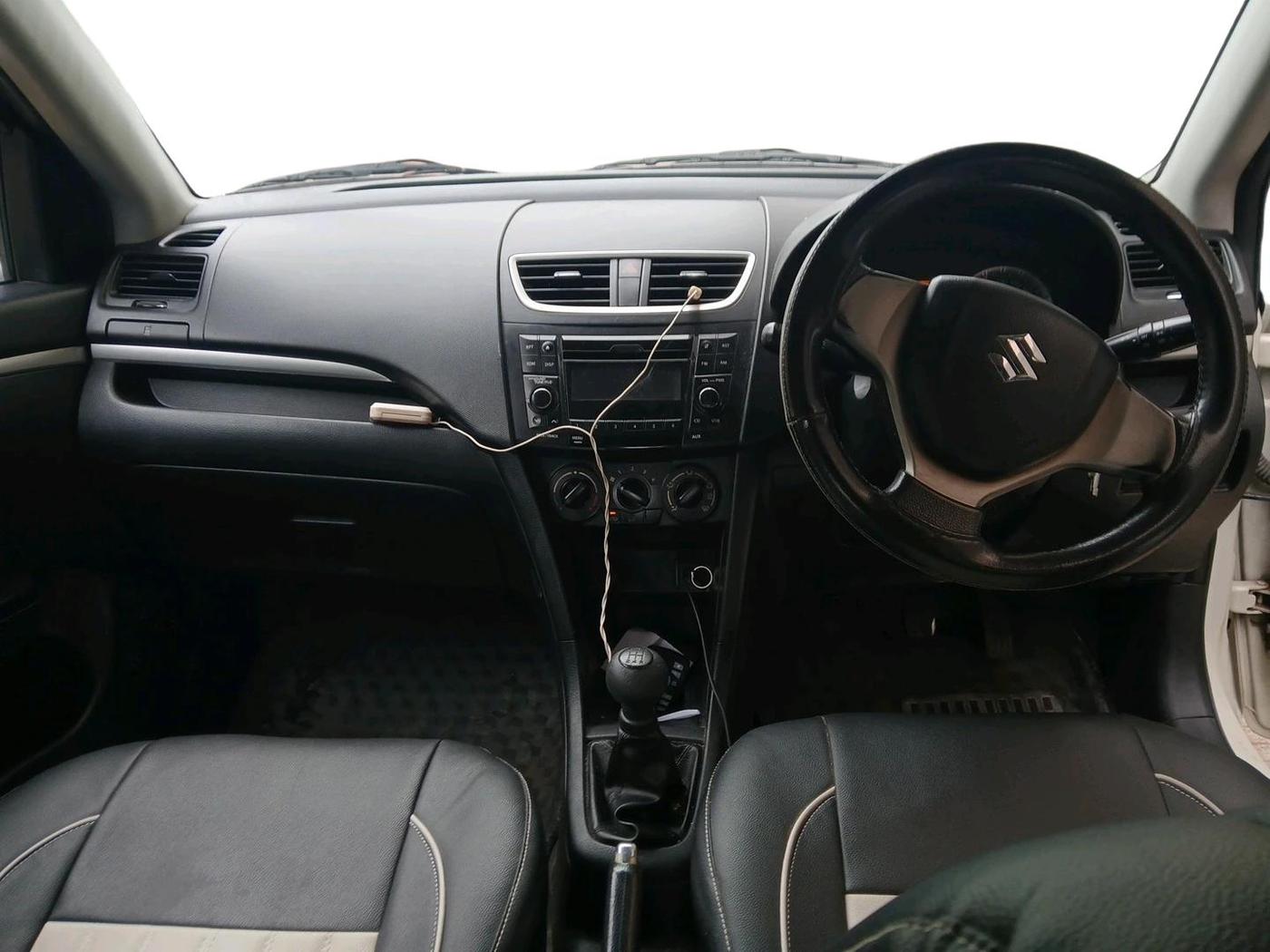 2014 Maruti Swift VDI, Diesel, Manual, 1,47,072 km, interior