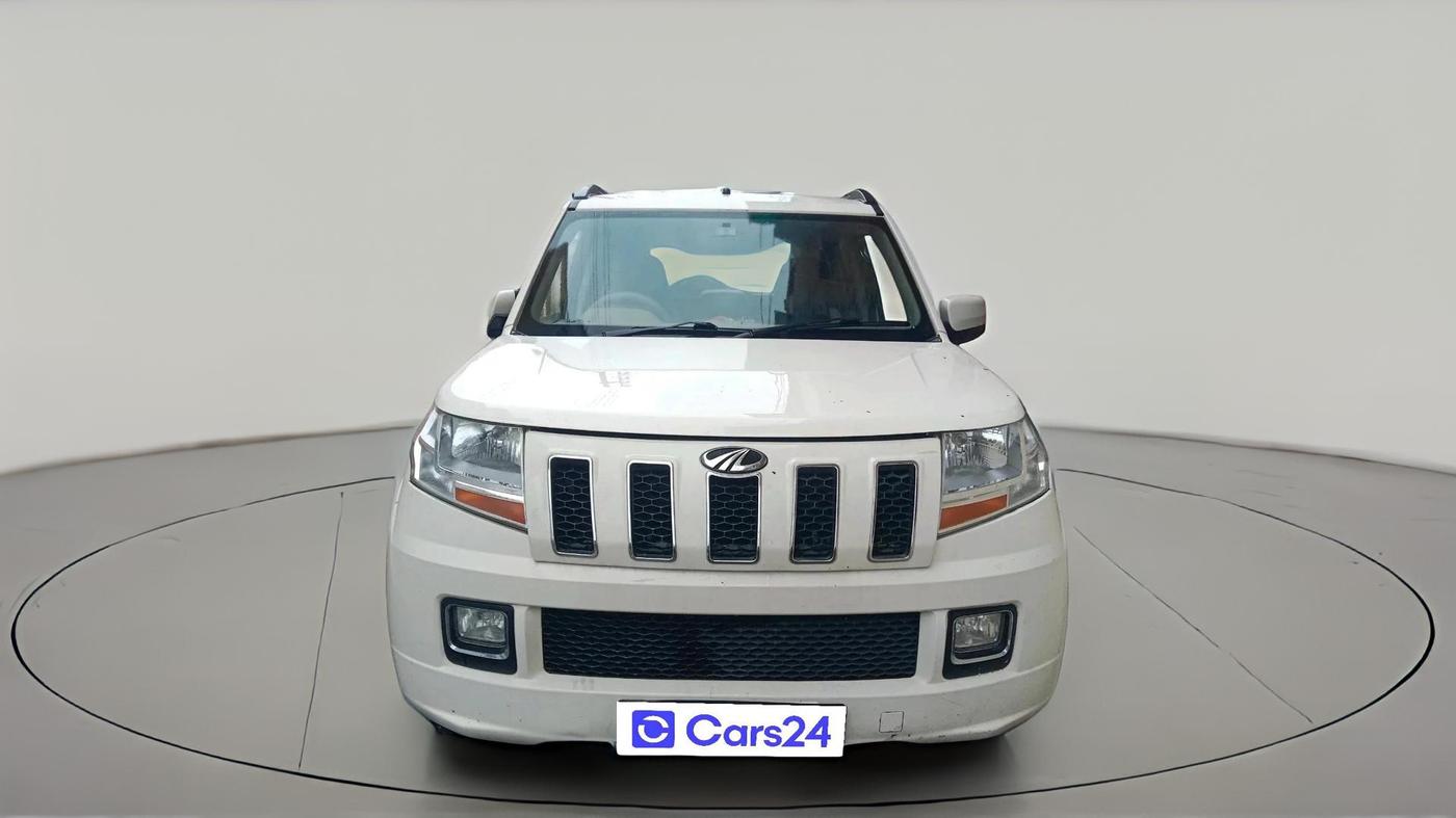 2016 Mahindra TUV300 T8 AMT, Diesel, Automatic, 75,463 km, exterior
