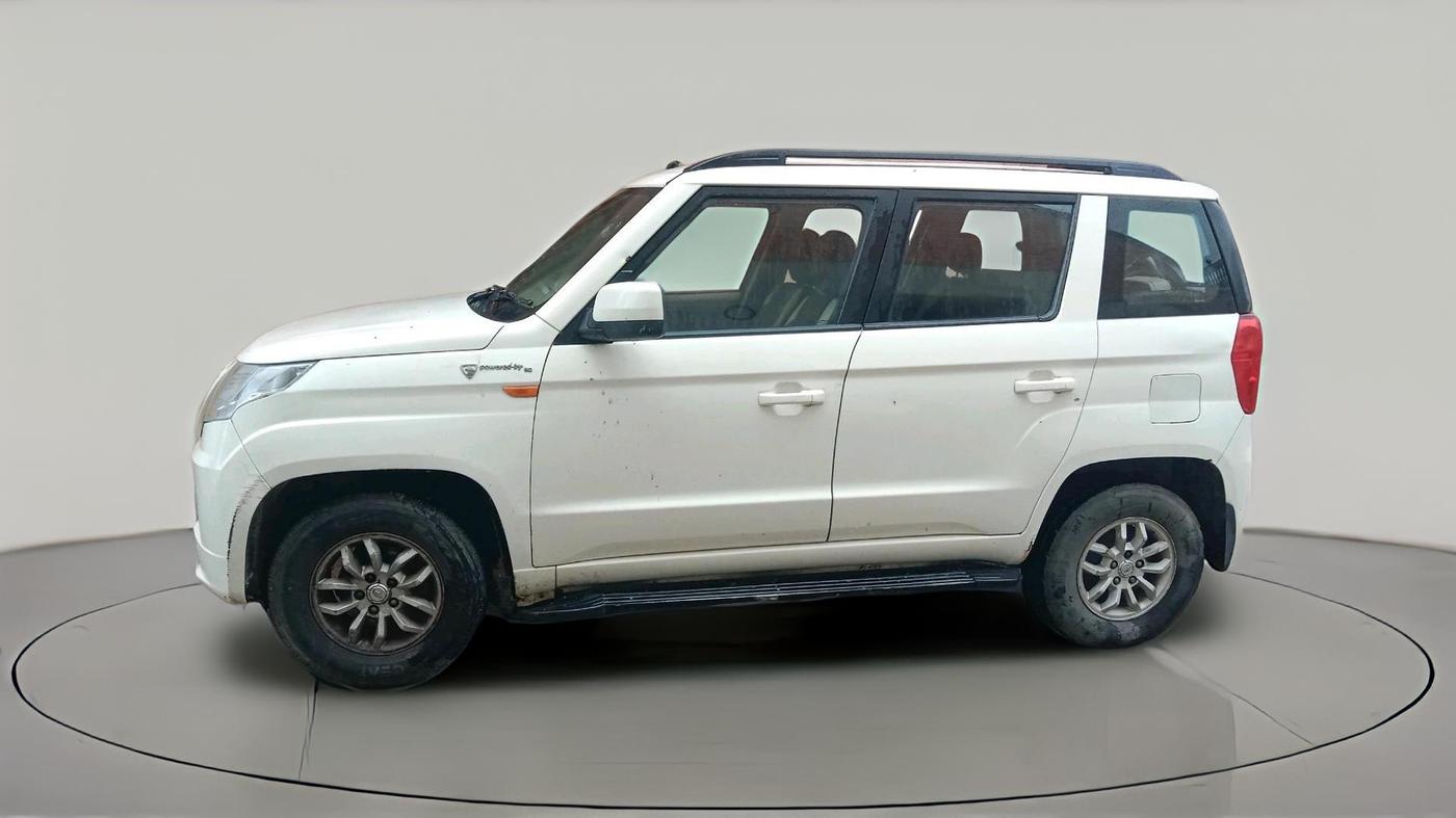 2016 Mahindra TUV300 T8 AMT, Diesel, Automatic, 75,463 km, exterior