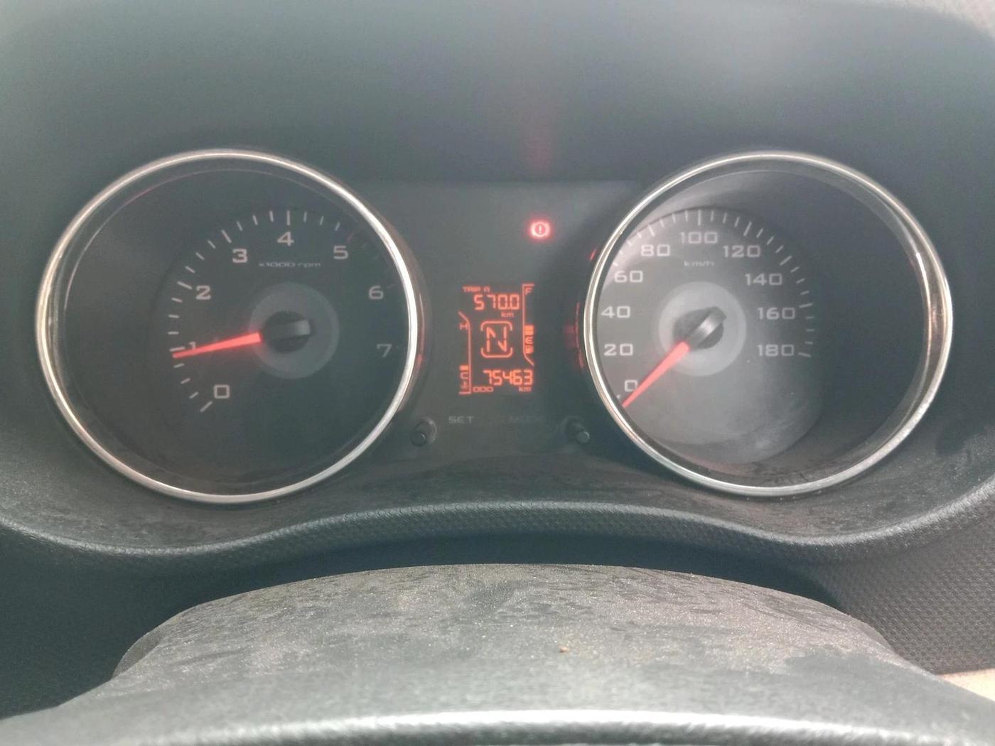 2016 Mahindra TUV300 T8 AMT, Diesel, Automatic, 75,463 km, interior