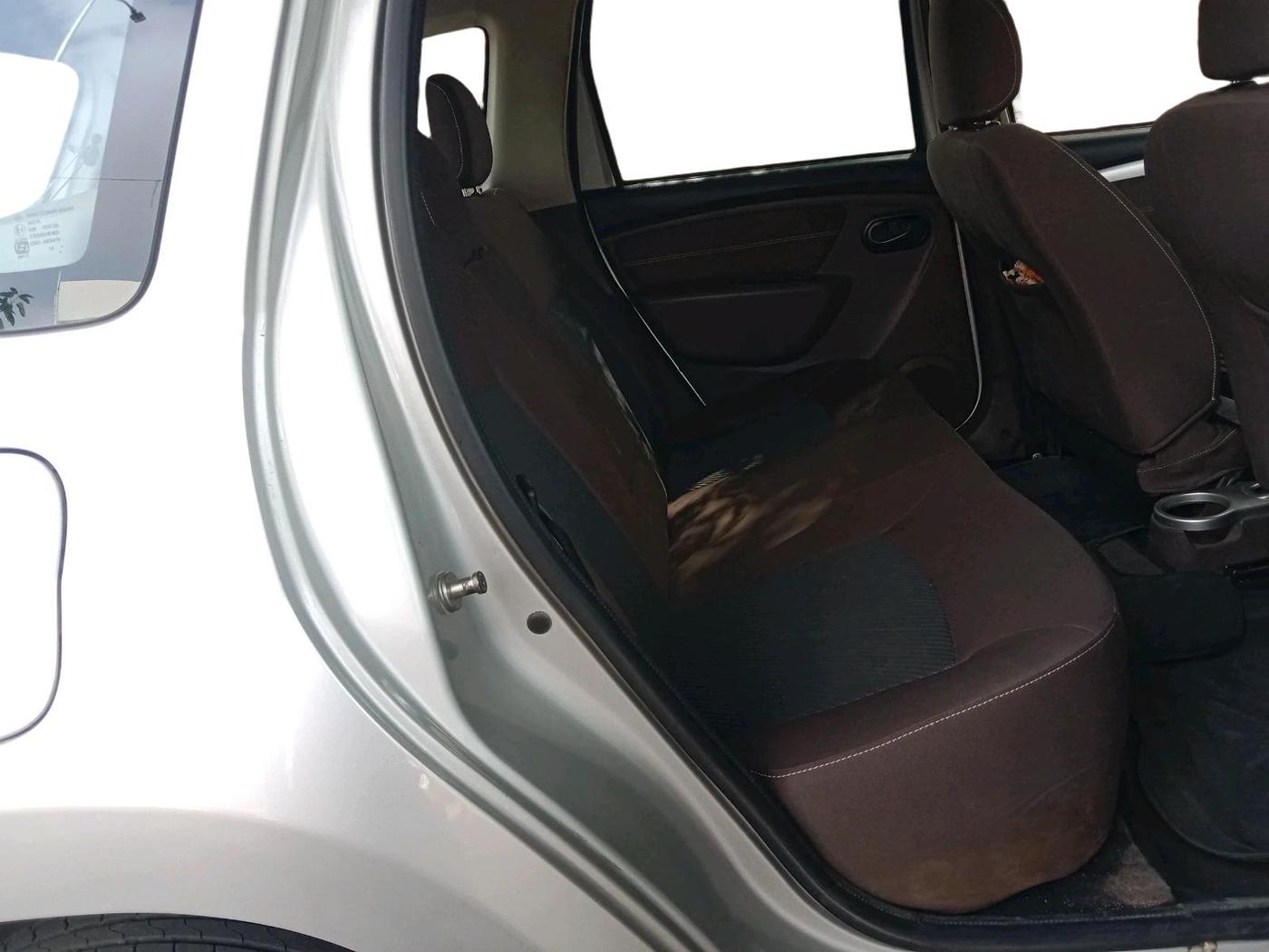 2017 Renault Duster 110 PS RXL 4X2 MT, Diesel, Manual, 56,900 km, interior
