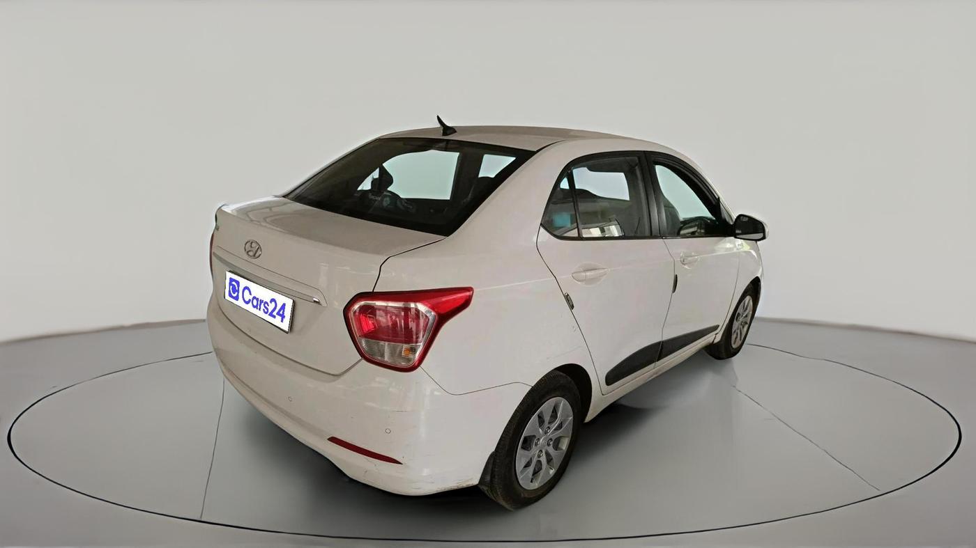 2017 Hyundai Xcent S 1.2, Petrol, Manual, 1,48,903 km, exterior