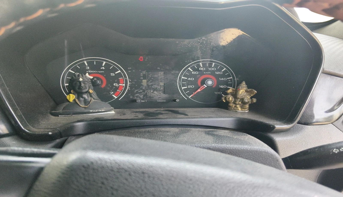 2018 Mahindra KUV 100 NXT K2+ P 6 STR, CNG, Manual, 86,005 km, interior