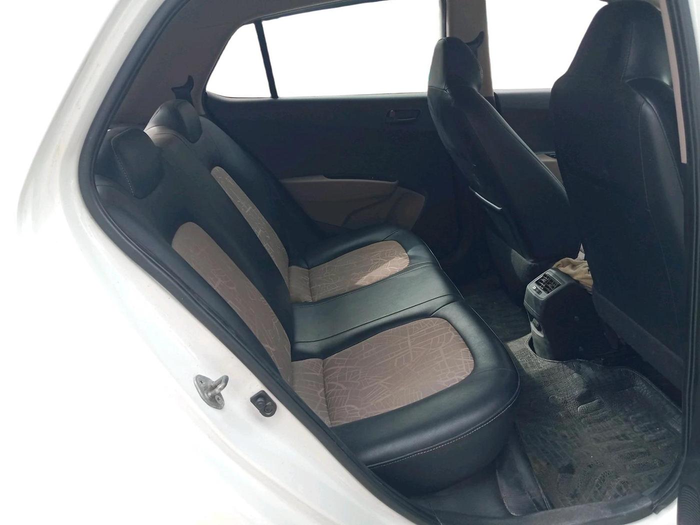 2016 Hyundai Grand i10 MAGNA 1.2 KAPPA VTVT, CNG, Manual, 38,722 km, interior