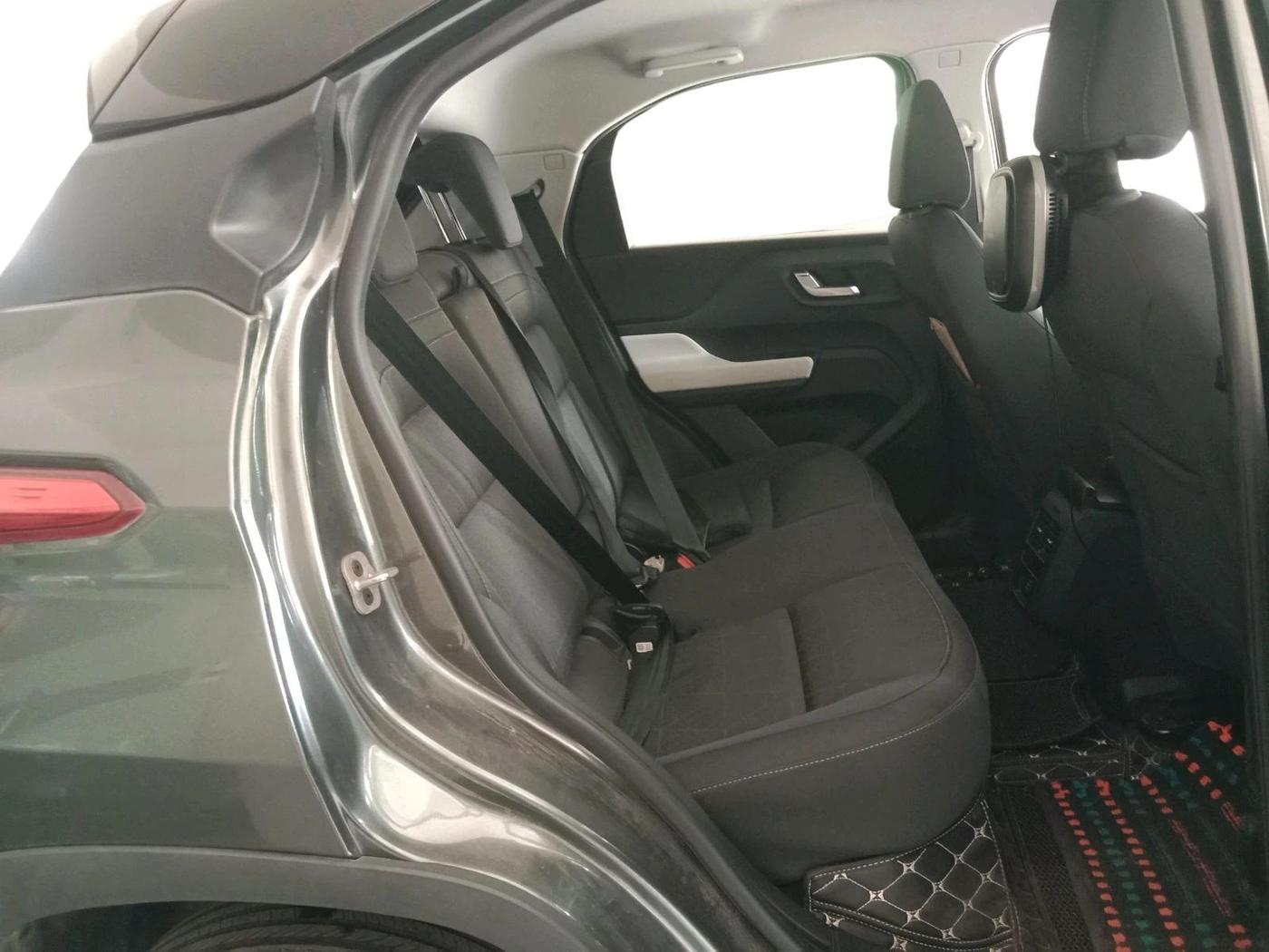 2025 Tata PUNCH Creative Plus AMT, Petrol, Automatic, 3,960 km, interior