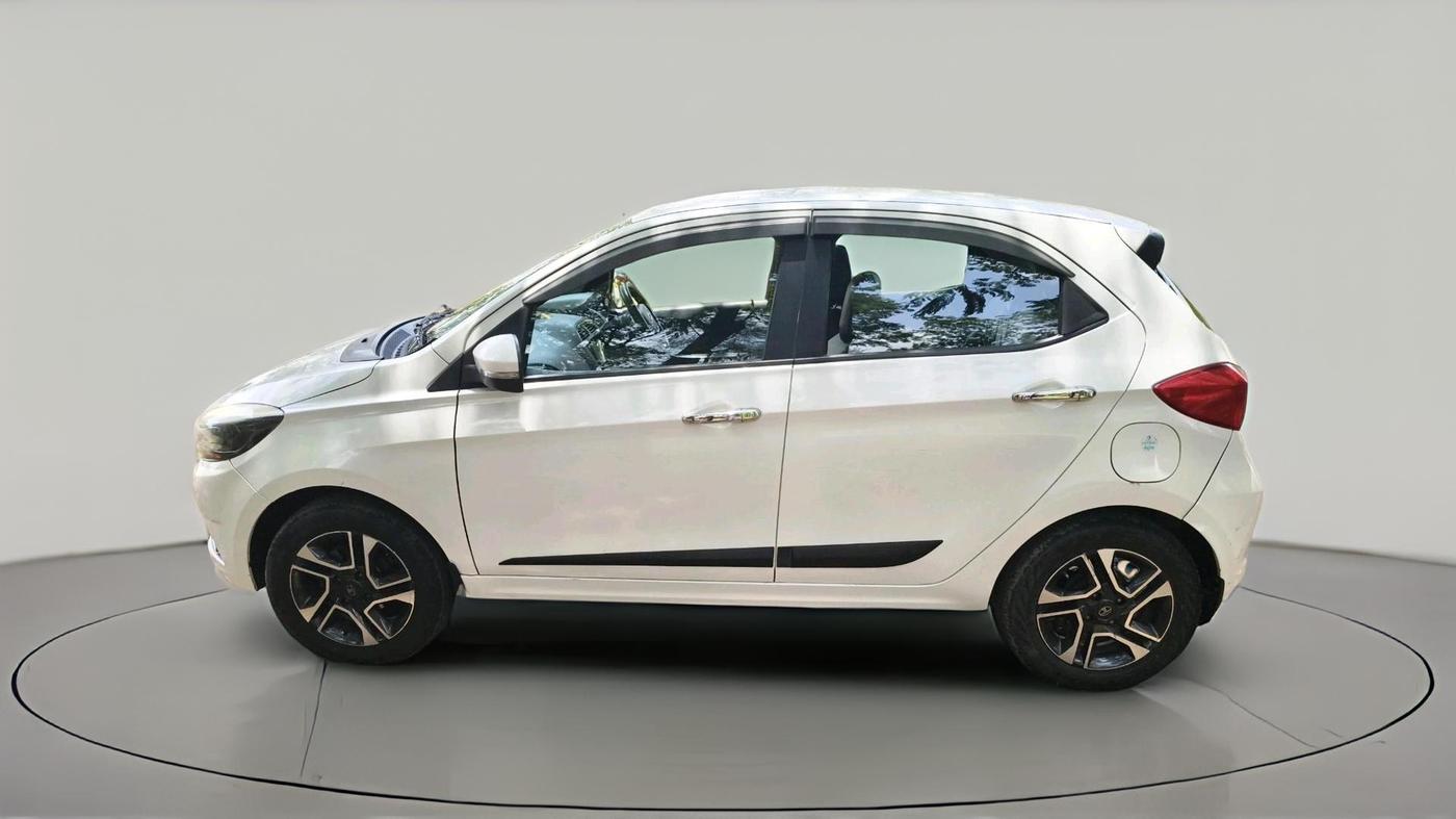 2019 Tata Tiago XZ PLUS PETROL, Petrol, Manual, 1,09,372 km, exterior