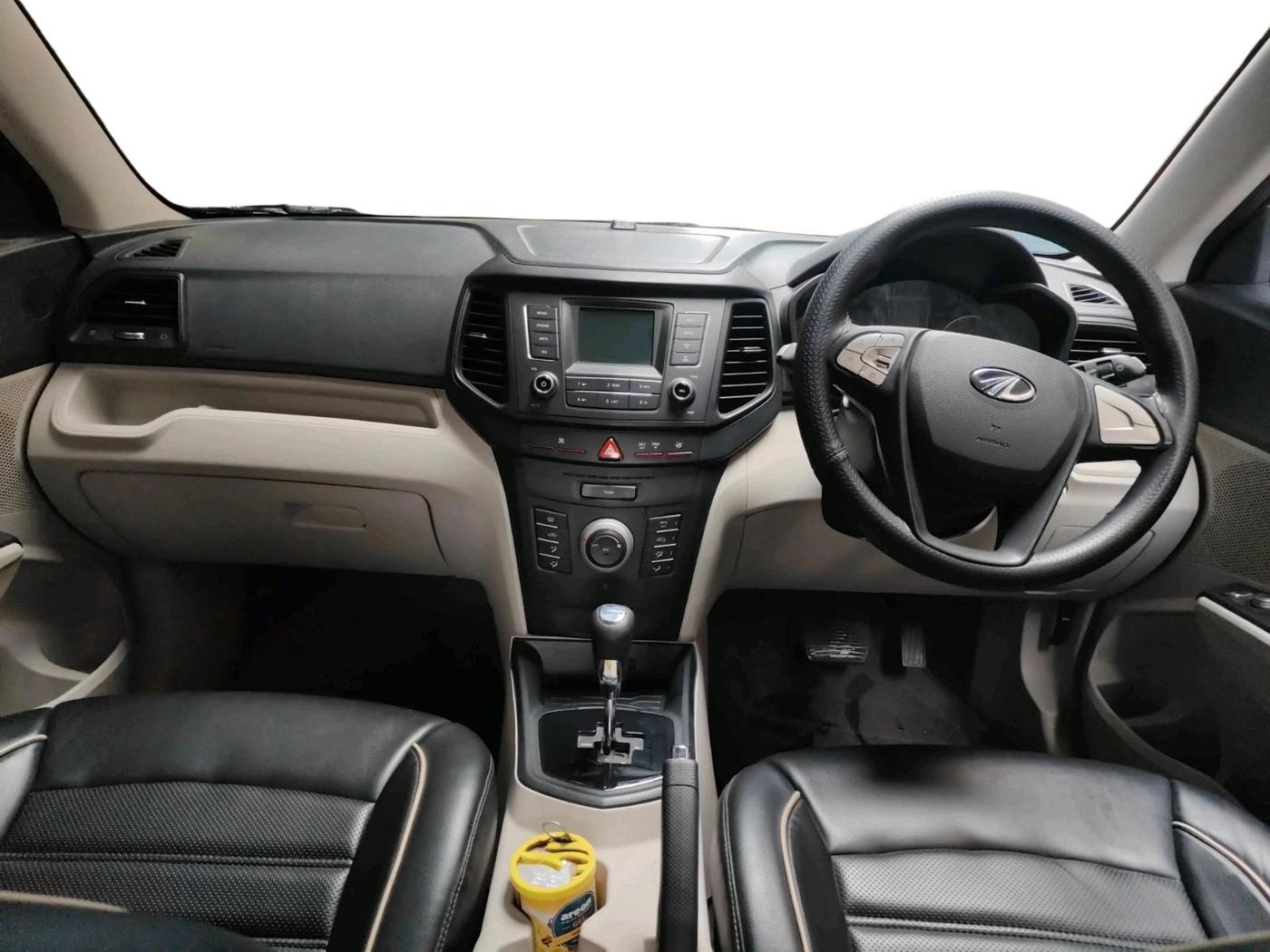 2021 Mahindra XUV300 W6 1.2 PETROL AMT, Petrol, Automatic, 14,717 km, interior