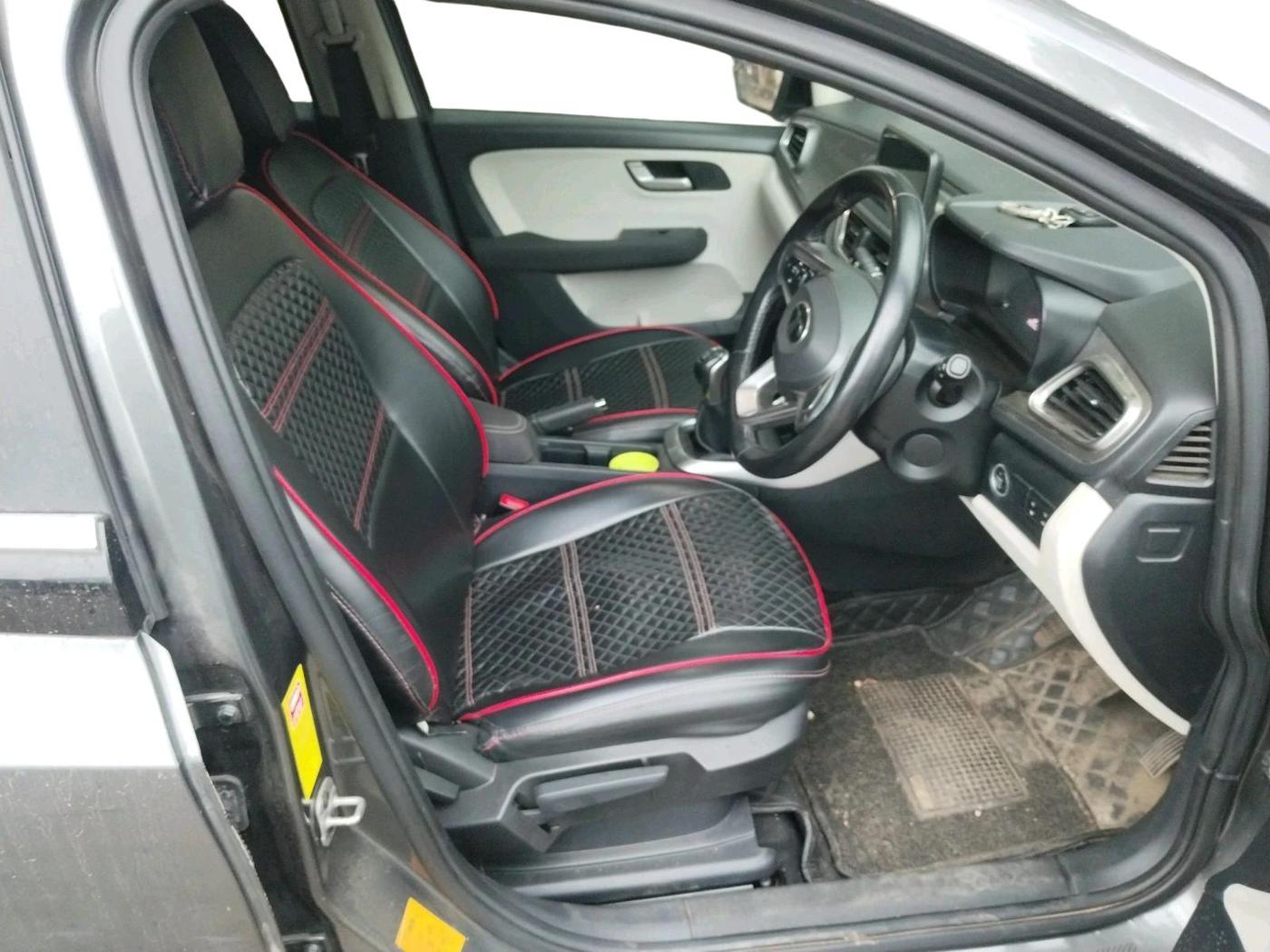 2024 Tata ALTROZ XZ PLUS SUNROOF CNG, CNG, Manual, 29,572 km, interior