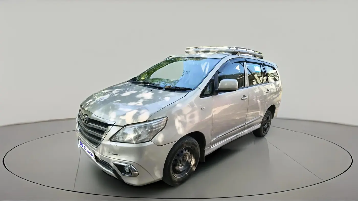 2016 Toyota Innova 2.5 GX 7 STR, Diesel, Manual, 1,80,510 km, exterior