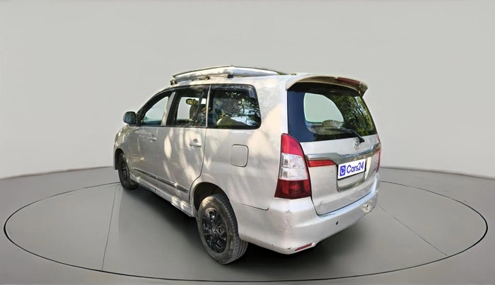 2016 Toyota Innova 2.5 GX 7 STR, Diesel, Manual, 1,80,510 km, exterior