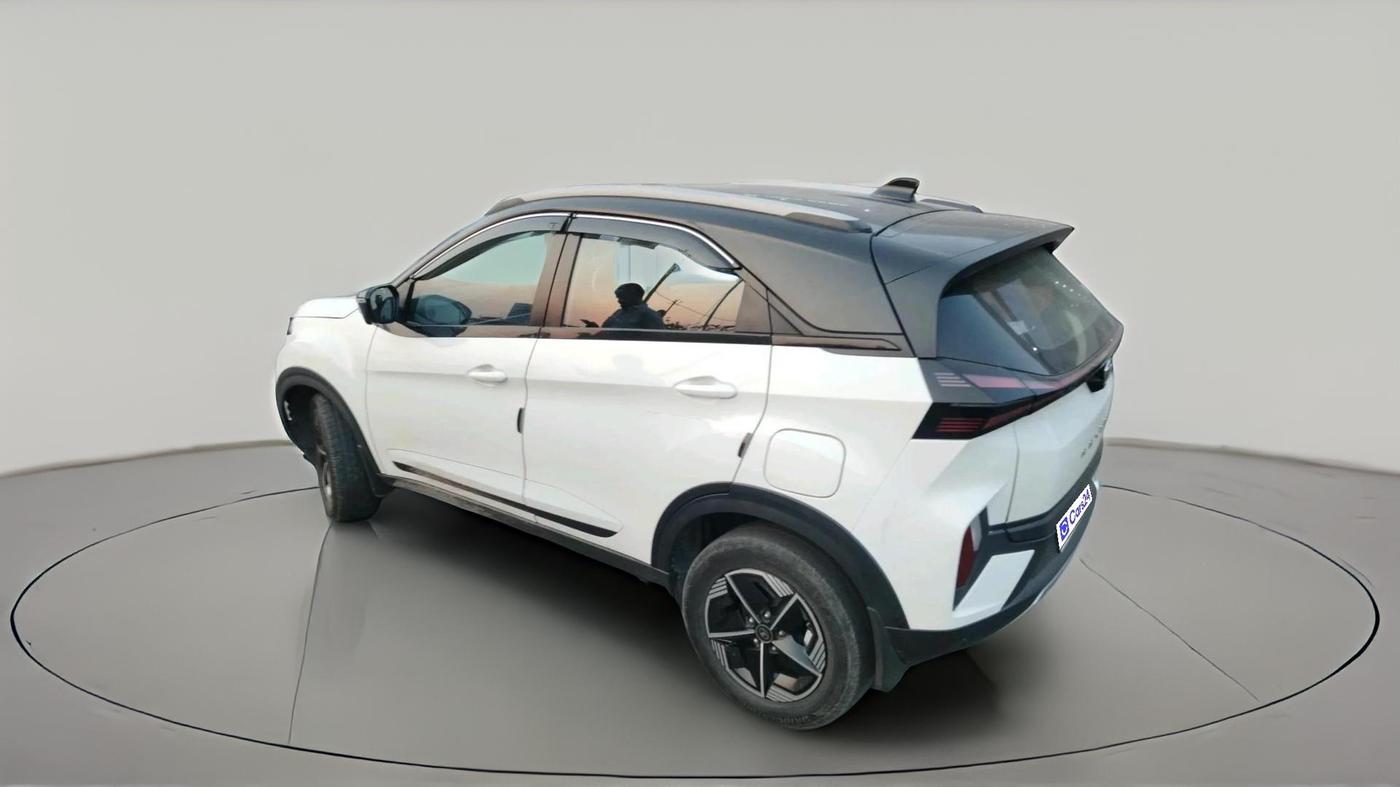 2023 Tata NEXON FEARLESS + SUNROOF DCA DUAL TONE 1.2 PETROL, Petrol, Automatic, 53,304 km, exterior