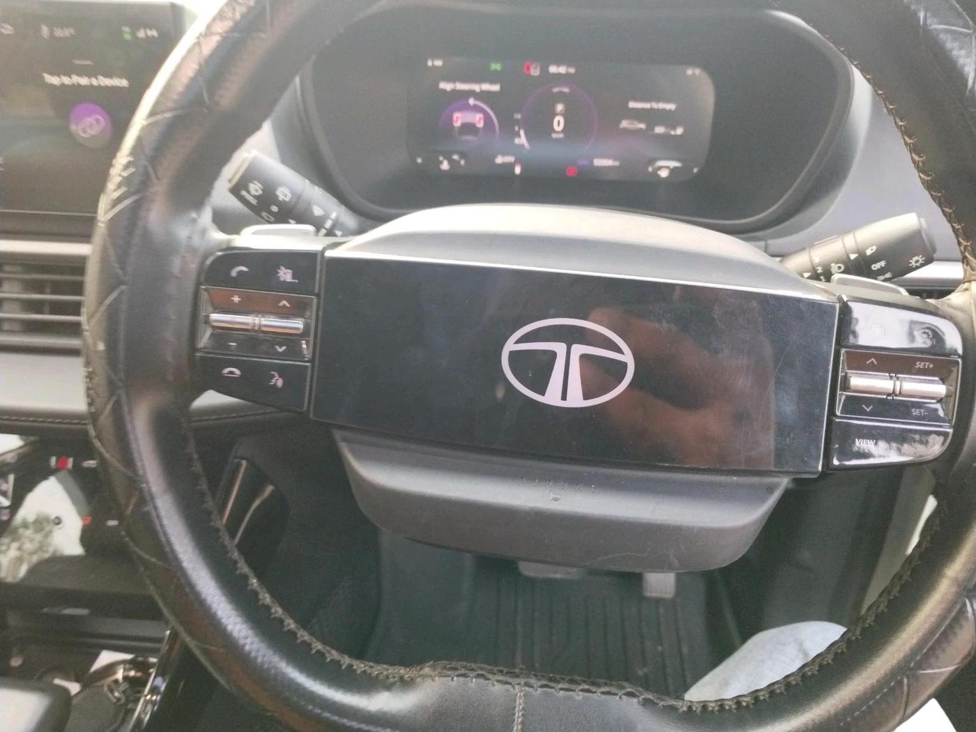 2023 Tata NEXON FEARLESS + SUNROOF DCA DUAL TONE 1.2 PETROL, Petrol, Automatic, 53,304 km, interior