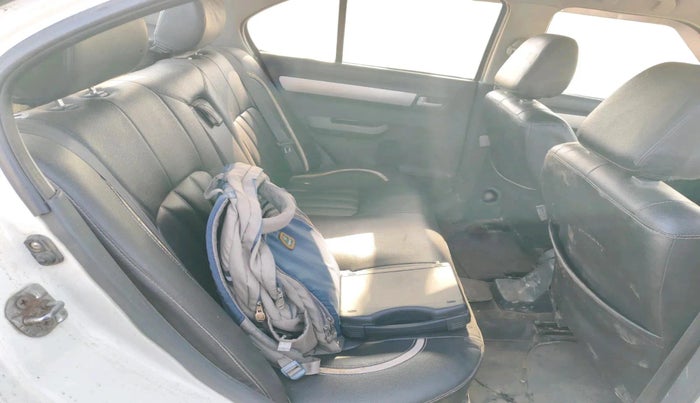 2011 Maruti Swift Dzire VXI, CNG, Manual, 84,105 km, interior