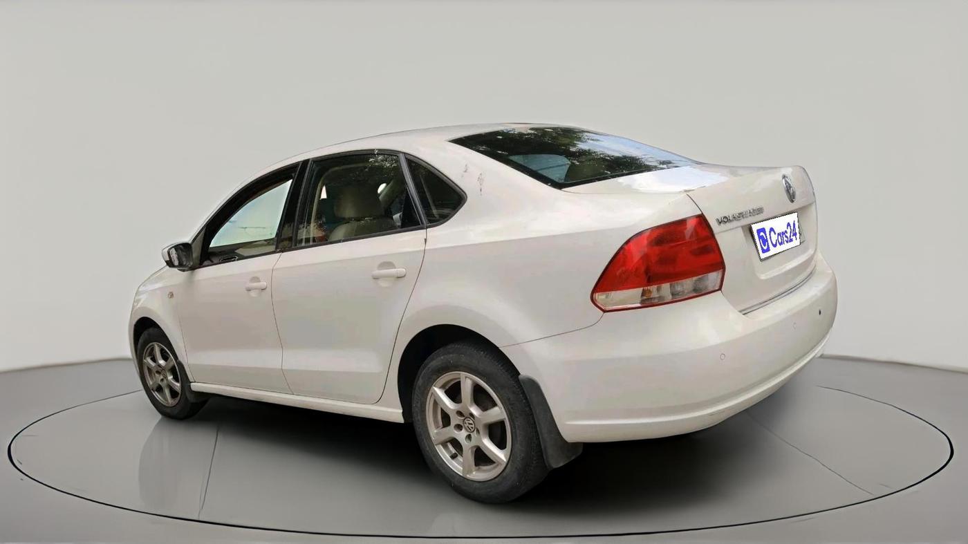 2013 Volkswagen Vento HIGHLINE PETROL AT, Petrol, Automatic, 88,028 km, exterior