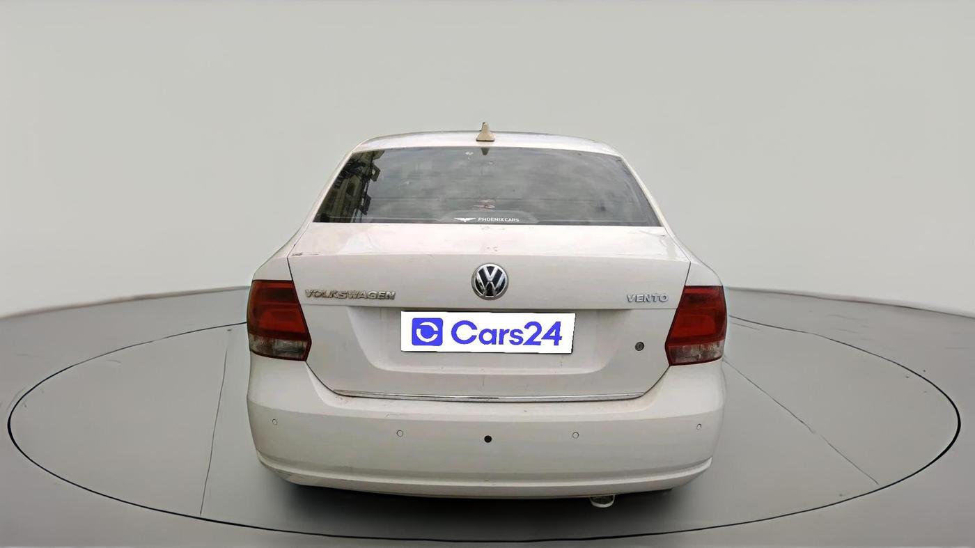 2013 Volkswagen Vento HIGHLINE PETROL AT, Petrol, Automatic, 88,028 km, exterior