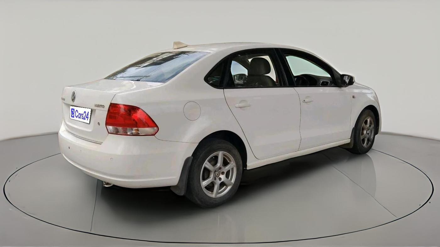 2013 Volkswagen Vento HIGHLINE PETROL AT, Petrol, Automatic, 88,028 km, exterior