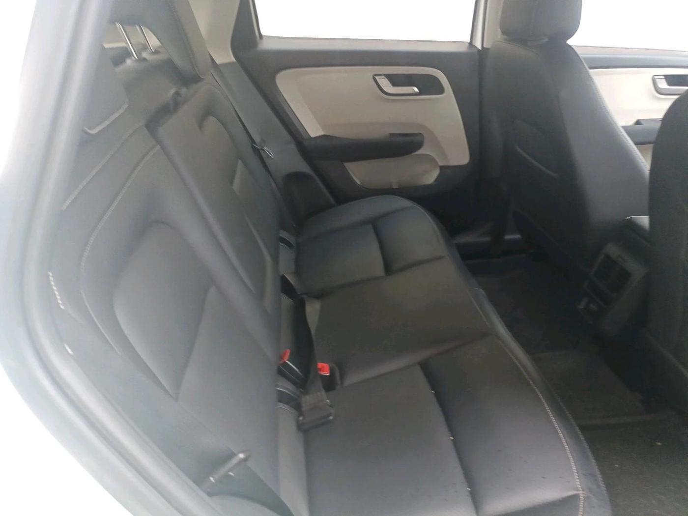 2023 Tata ALTROZ XZA PLUS (O) SUNROOF P , Petrol, Automatic, 19,869 km, interior