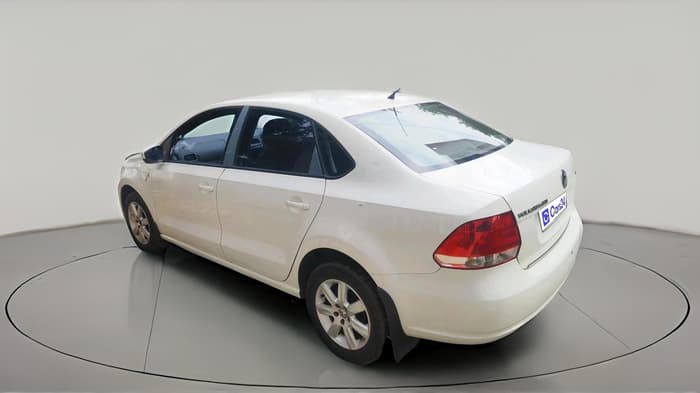 2011 Volkswagen Vento HIGHLINE DIESEL 1.6, Diesel, Manual, 1,14,213 km, exterior