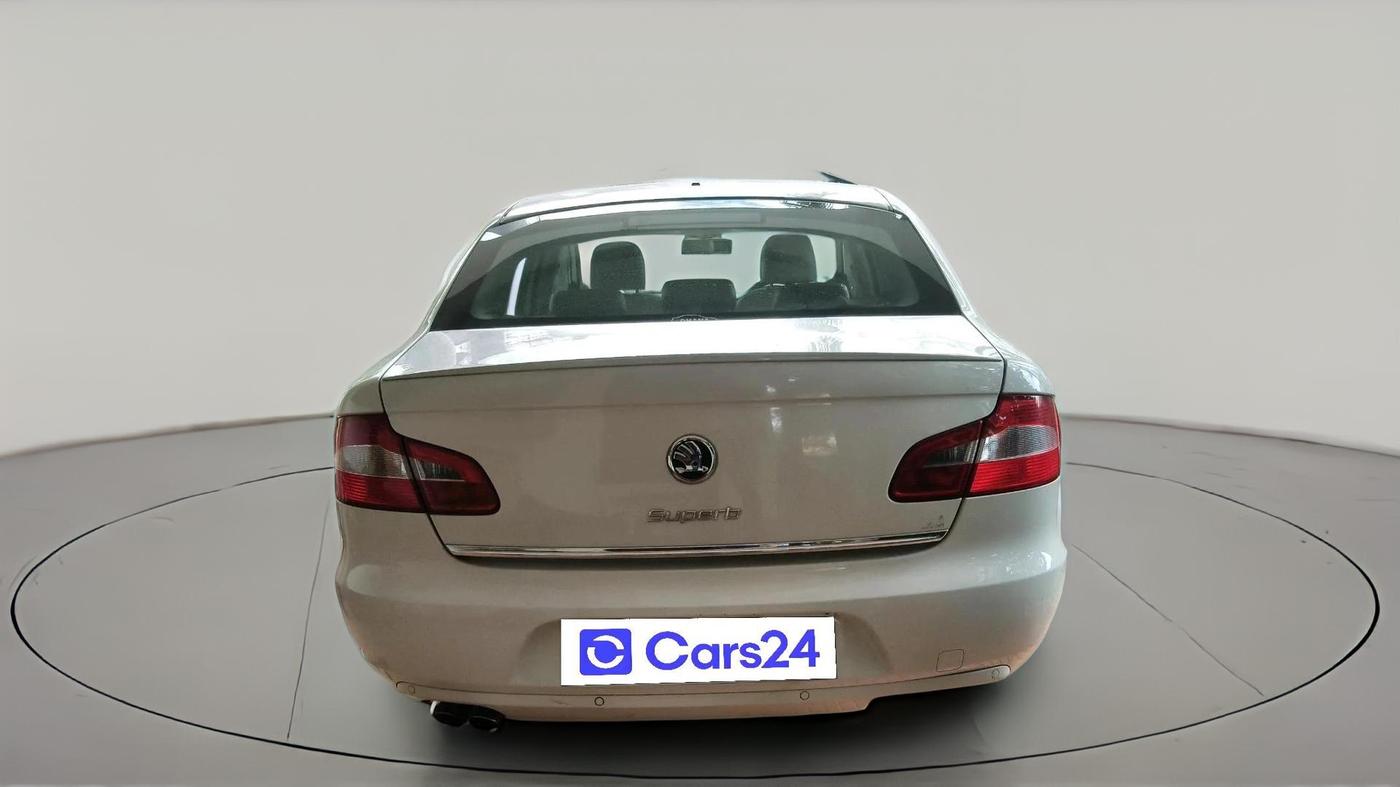 2012 Skoda Superb ELEGANCE 1.8 TSI MT, Petrol, Manual, 1,24,101 km, exterior