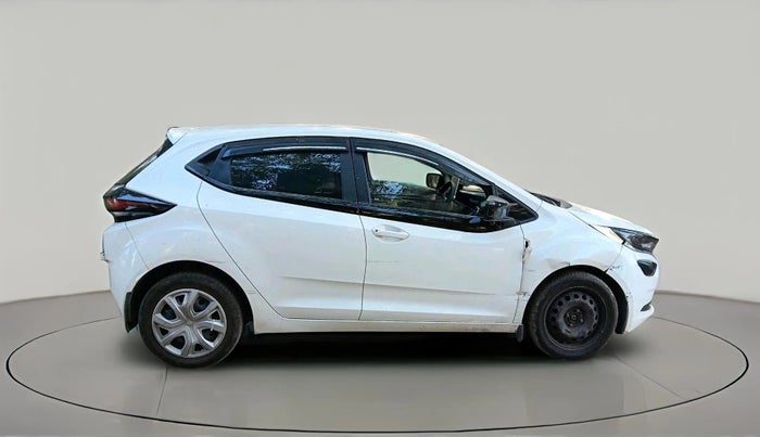 2024 Tata ALTROZ XM PLUS CNG, CNG, Manual, 52,440 km, exterior