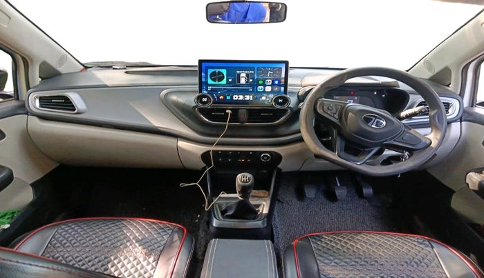 2024 Tata ALTROZ XM PLUS CNG, CNG, Manual, 52,440 km, interior