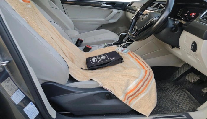 2019 Volkswagen TIGUAN ALL SPACE 2.0 TSI, Petrol, Automatic, 68,544 km, interior