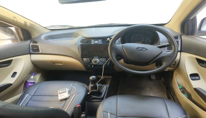 2017 Hyundai Eon ERA +, Petrol, Manual, 78,206 km, interior