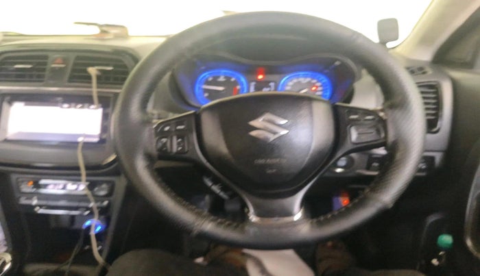 2016 Maruti Vitara Brezza ZDI PLUS, Diesel, Manual, 1,42,446 km, interior