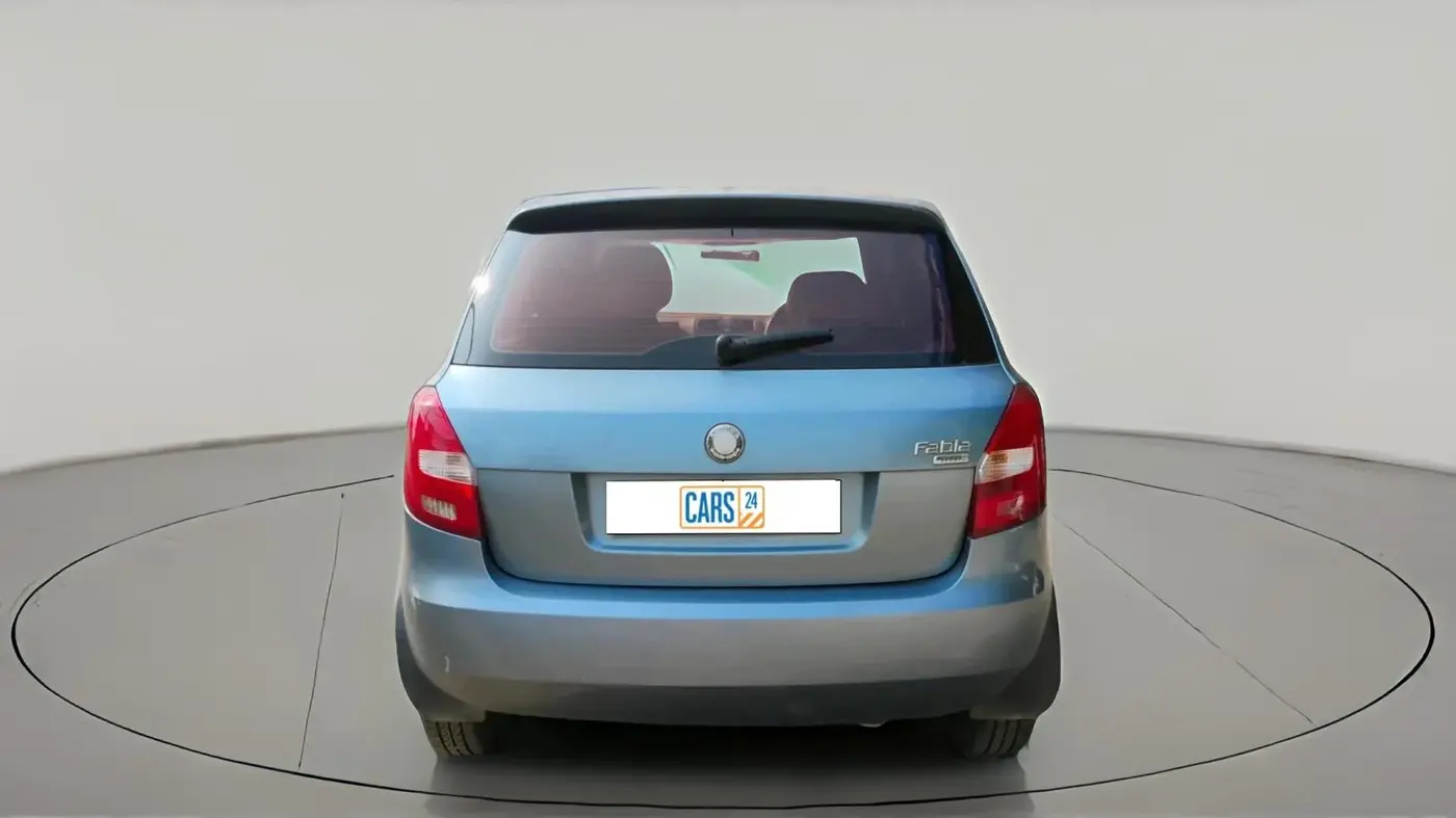 2008 Skoda Fabia CLASSIC 1.2 MPI, Petrol, Manual, 1,38,882 km, exterior