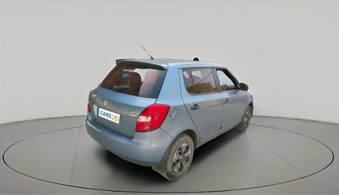 2008 Skoda Fabia CLASSIC 1.2 MPI, Petrol, Manual, 1,38,882 km, exterior