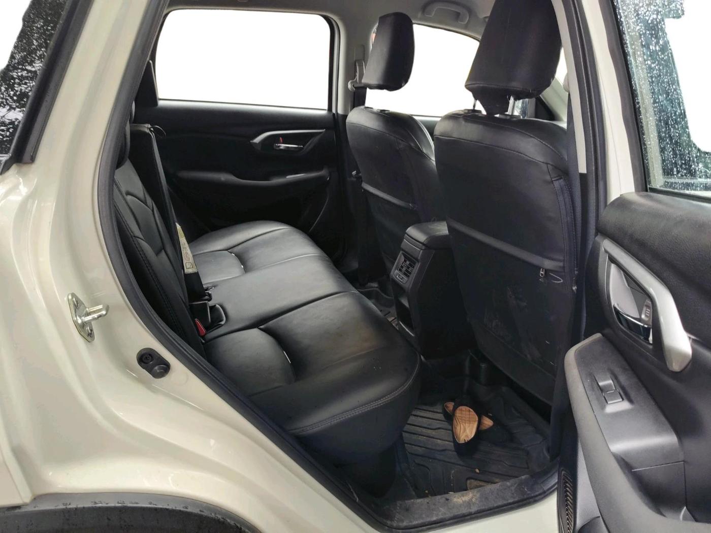 2023 Toyota URBAN CRUISER HYRYDER E NEO DRIVE, Petrol, Manual, 51,678 km, interior