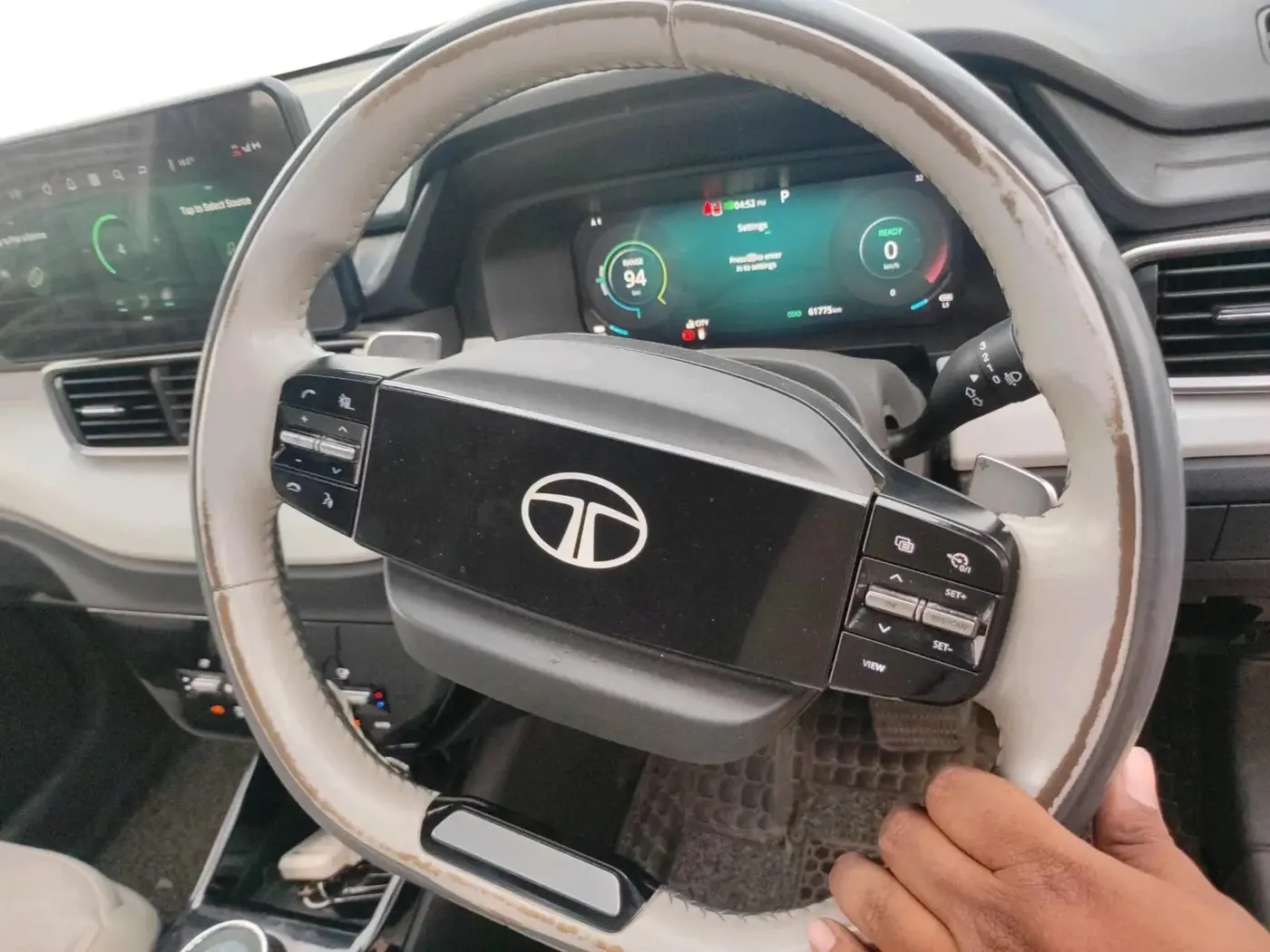 2024 Tata PUNCH EV EMPOWERED PLUS S LONG RANGE 3.3, Electric, Automatic, 61,775 km, interior