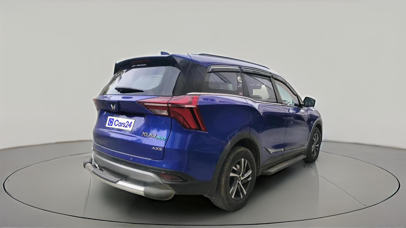 2022 Mahindra XUV700 AX 5 D MT 5 STR, Diesel, Manual, 51,662 km, exterior