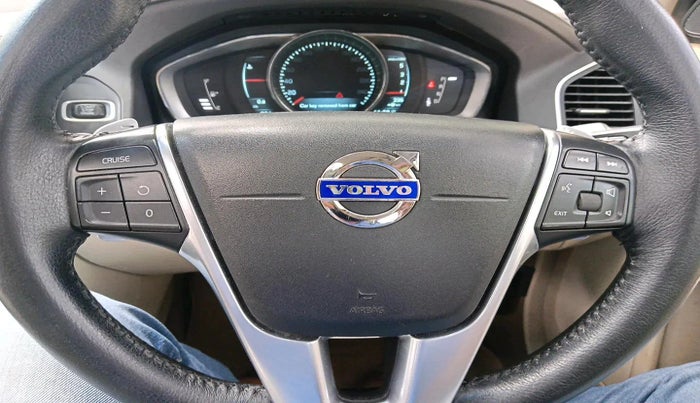 2014 Volvo XC 60 D5 SUMMUM, Diesel, Automatic, 2,12,725 km, interior