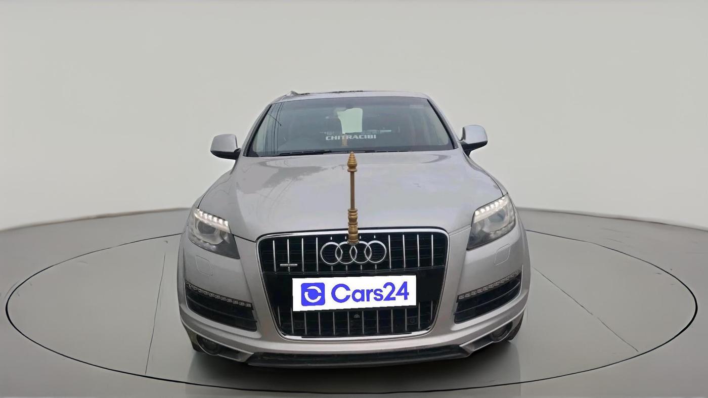2011 Audi Q7 3.0 TDI PREMIUM PLUS, Diesel, Automatic, 1,47,702 km, exterior
