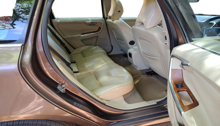 2014 Volvo XC 60 D5 SUMMUM, Diesel, Automatic, 2,17,713 km, interior