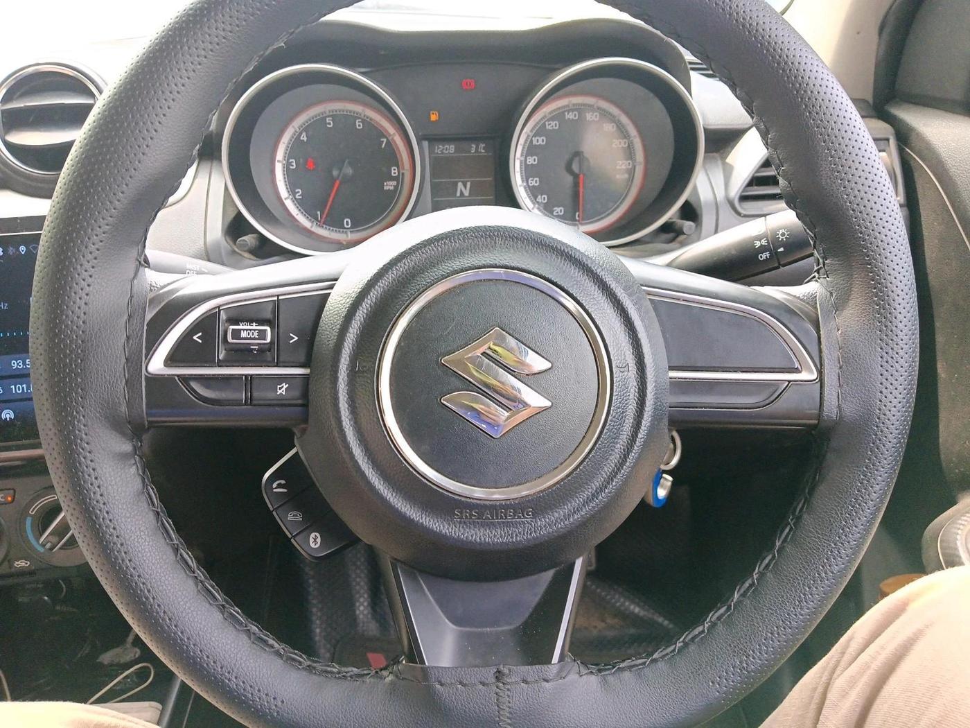 2019 Maruti Swift VXI AMT, Petrol, Automatic, 92,683 km, interior