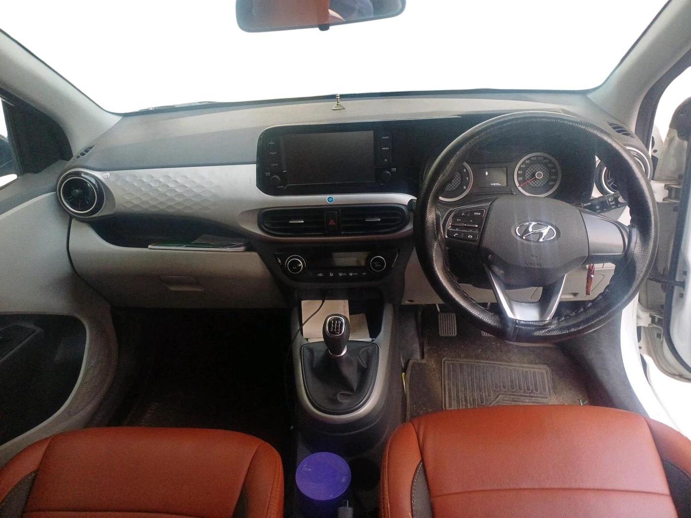 2022 Hyundai GRAND I10 NIOS SPORTZ 1.2 KAPPA VTVT CNG, CNG, Manual, 44,650 km, interior