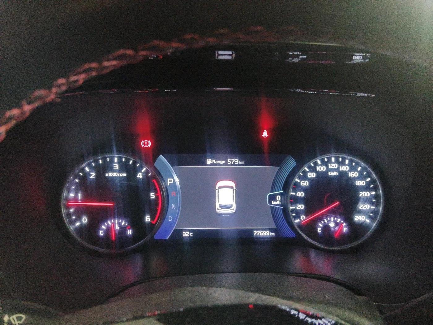 2021 KIA SELTOS GTX PLUS AT 1.5 DIESEL, Diesel, Automatic, 77,699 km, interior