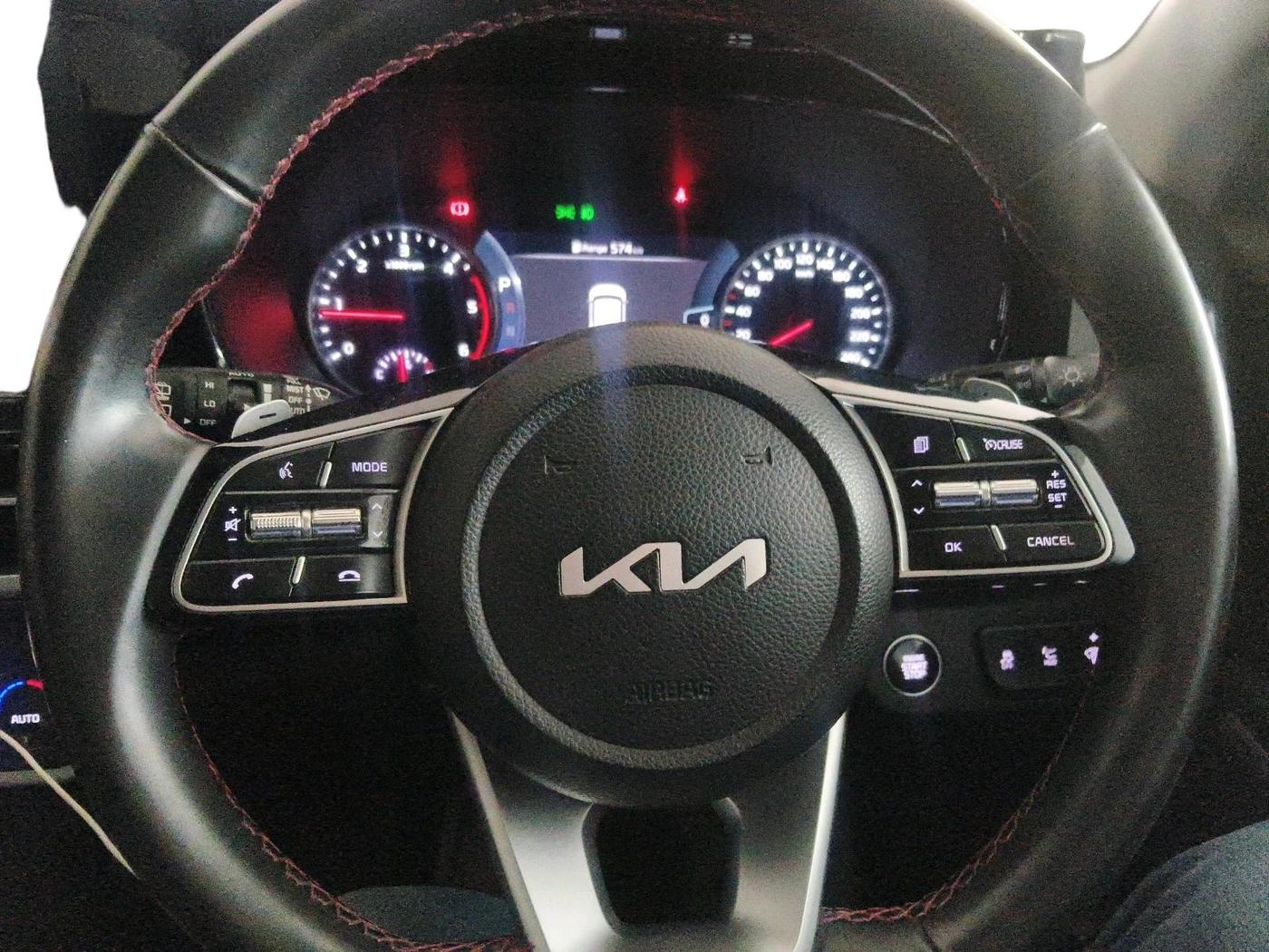 2021 KIA SELTOS GTX PLUS AT 1.5 DIESEL, Diesel, Automatic, 77,699 km, interior