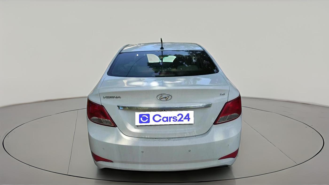 2015 Hyundai Verna FLUIDIC 4S 1.6 VTVT S(O), Petrol, Manual, 1,24,655 km, exterior