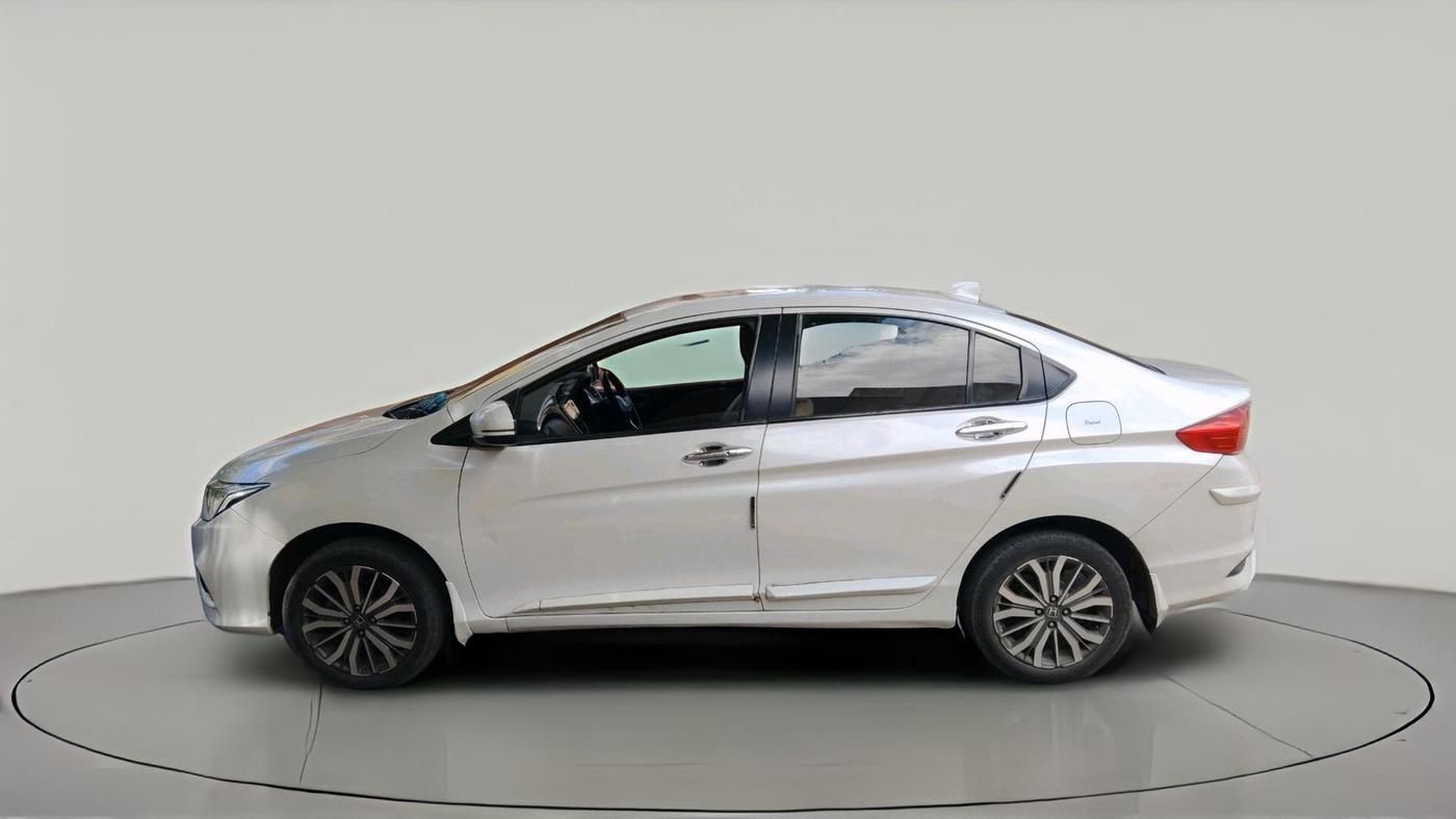 2017 Honda City 1.5L I-VTEC VX, Petrol, Manual, 2,93,606 km, exterior