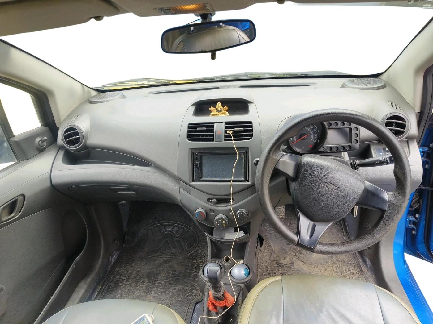 2011 Chevrolet Beat LS LPG, Petrol, Manual, 1,03,365 km, interior