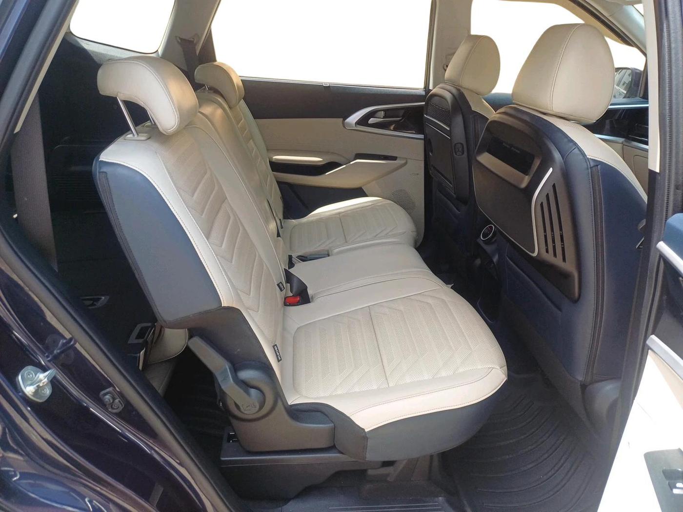 2022 KIA CARENS LUXURY PLUS 1.5 DIESEL 7 STR, Diesel, Manual, 90,318 km, interior