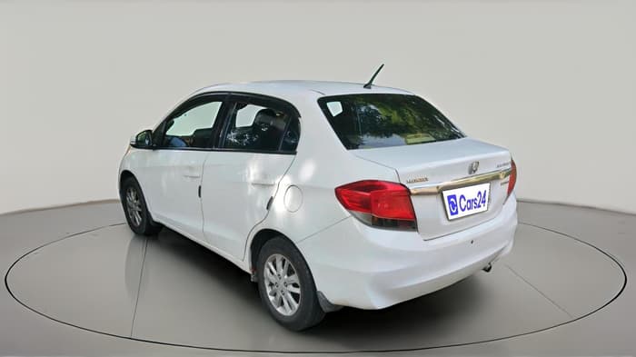 2015 Honda Amaze 1.5L I-DTEC VX, Diesel, Manual, 2,20,347 km, exterior