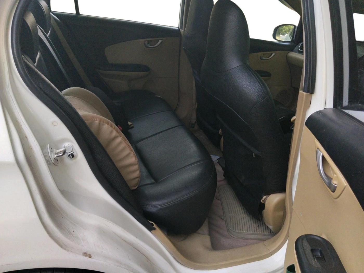 2015 Honda Amaze 1.5L I-DTEC VX, Diesel, Manual, 2,20,347 km, interior