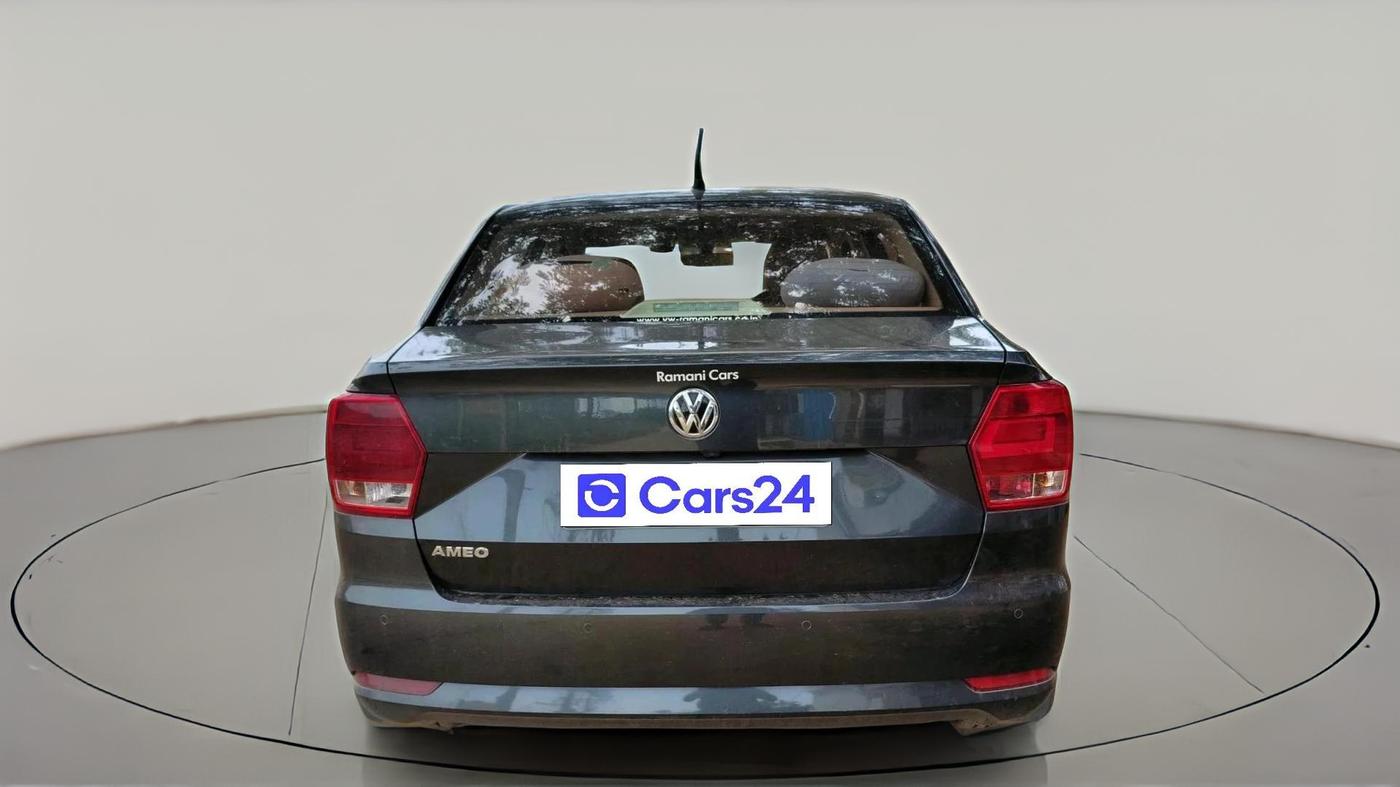 2017 Volkswagen Ameo HIGHLINE1.2L, Petrol, Manual, 83,070 km, exterior