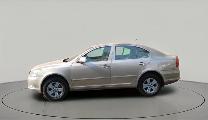 2010 Skoda Laura AMBIENTE 1.9 TDI MT, Diesel, Manual, 1,88,259 km, exterior